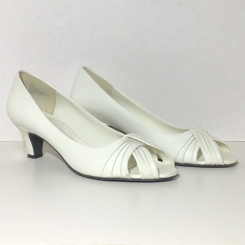 East 5th Ella Heels